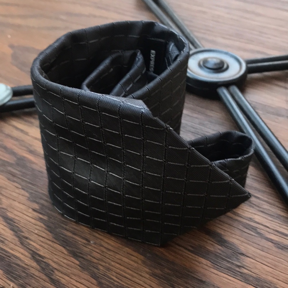 📍Men’s Express Checked Tie - Picture 7 of 7